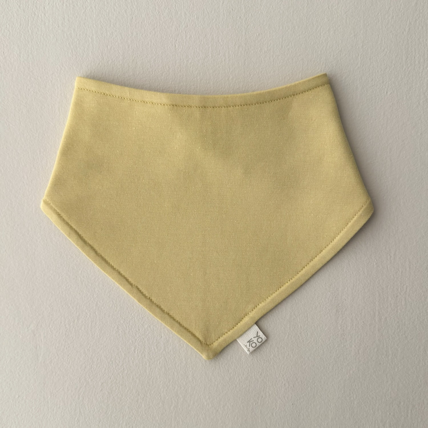 Babador Bandana Bebê Unissex - Algodão Premium - Amarelo Brulée