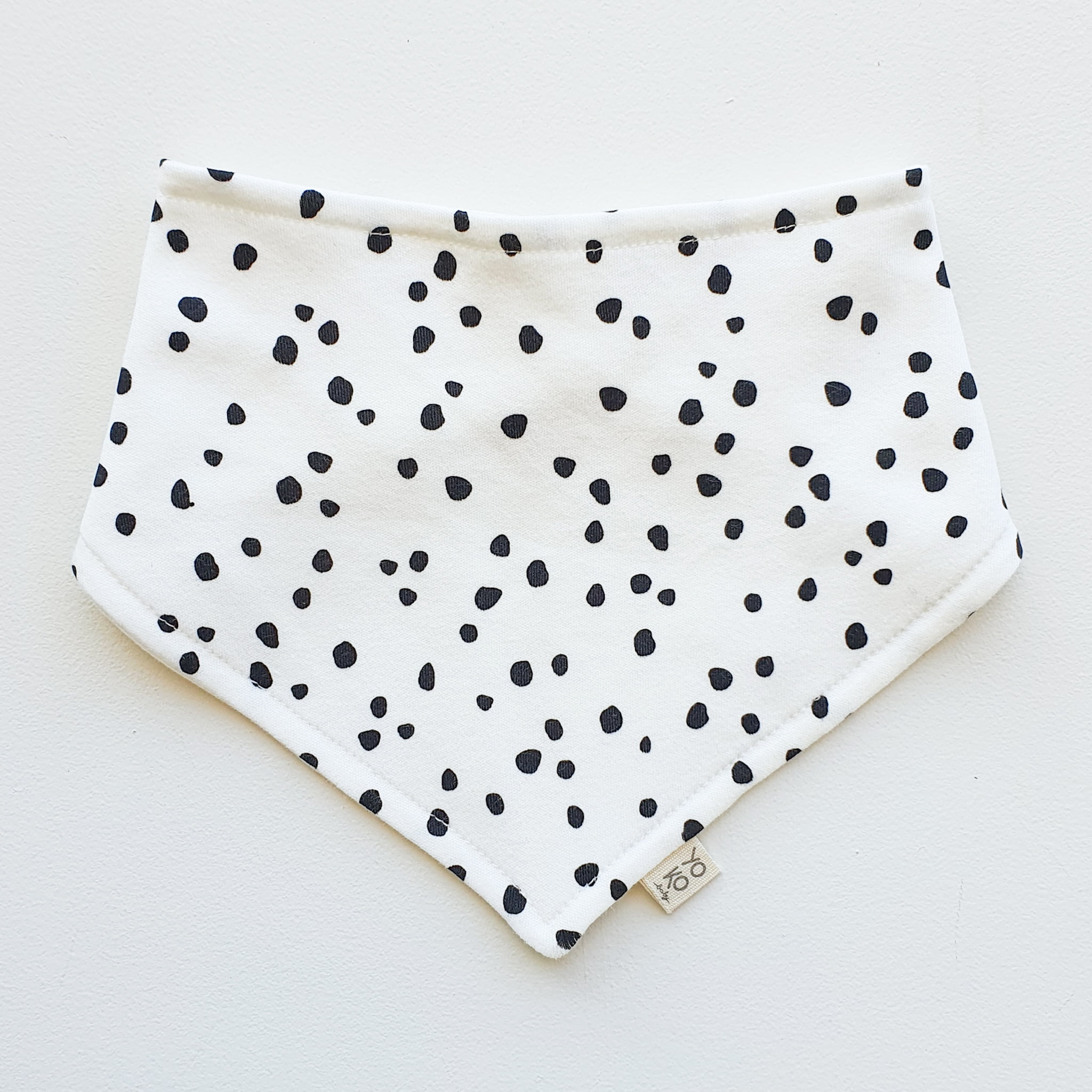 Babador Bandana Poás - Preto e Off White