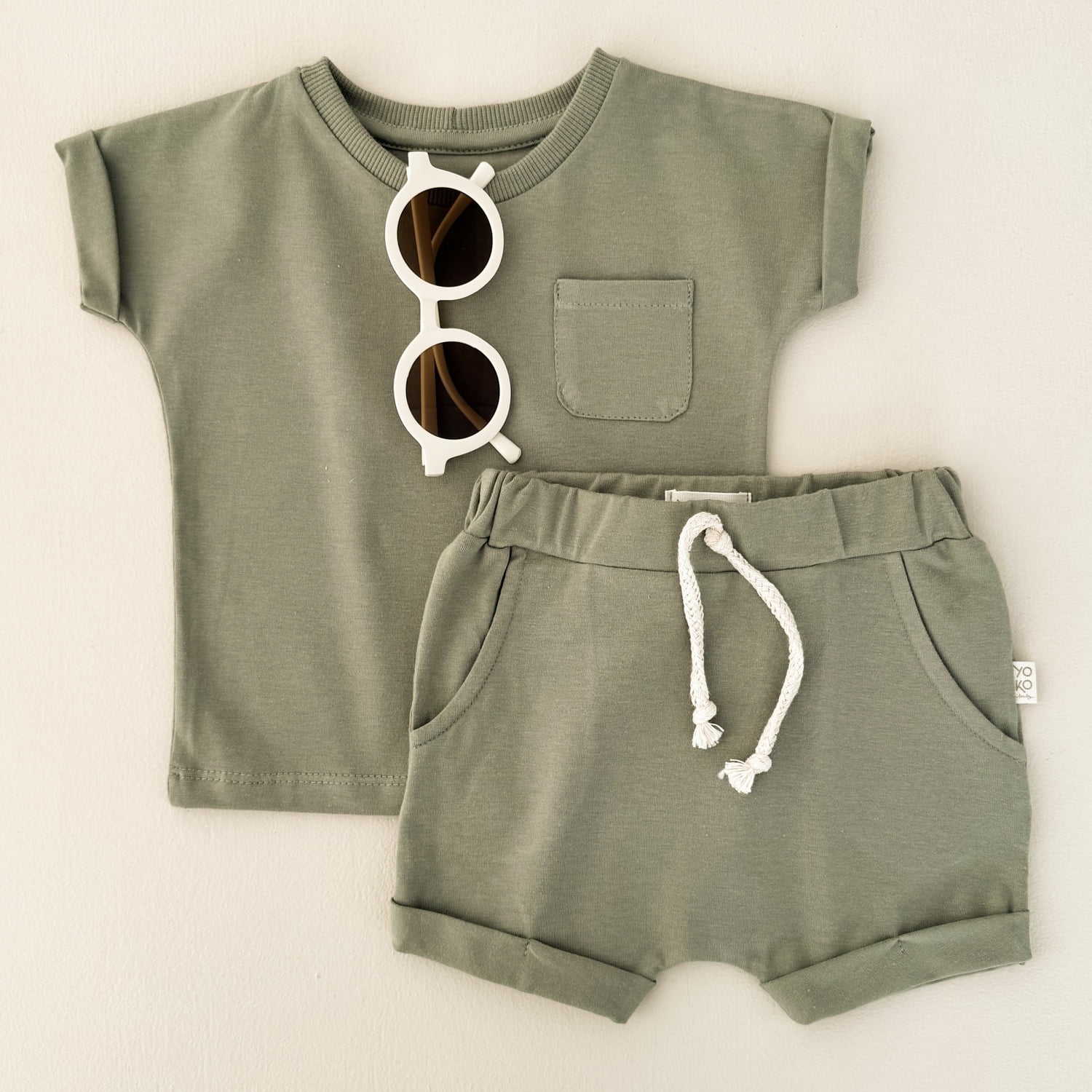 Conjunto Bebê Camiseta Bolso e Shorts – Verde Pistache