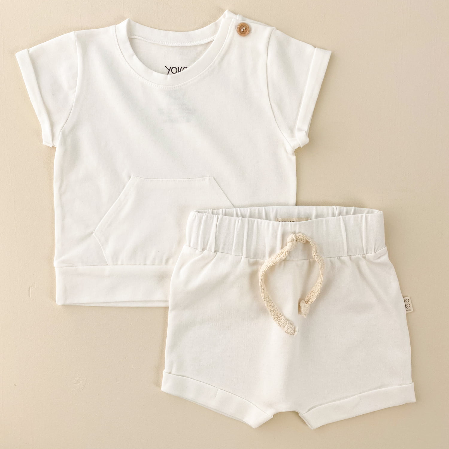 Conjunto Bebe Camiseta Bolso e Short - Off White