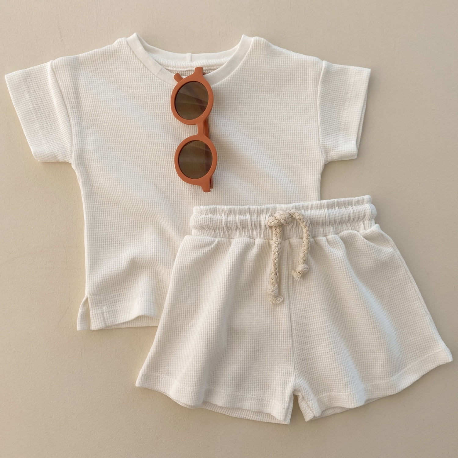 Conjunto Bebe Camiseta e Short  Waffle – Off White