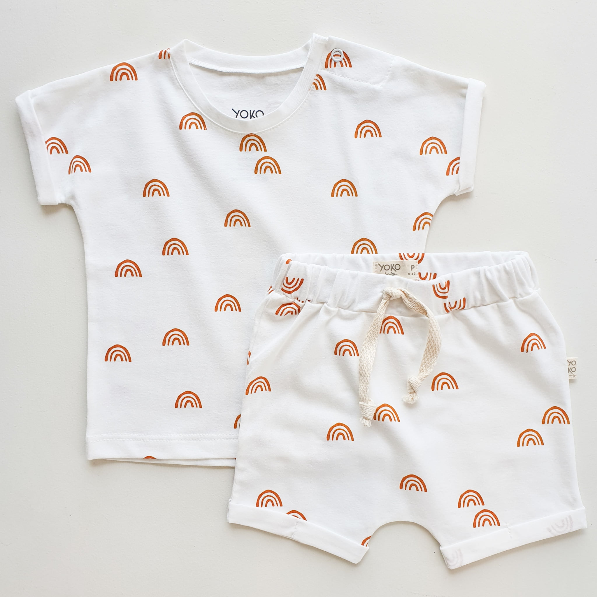 Conjunto Bebe Camiseta e Shorts - Arco-Íris