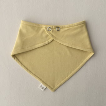 Babador Bandana Bebê Unissex - Algodão Premium - Amarelo Brulée