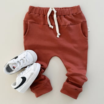 Calça Saruel Bebe Unissex Bolsos - Terracota