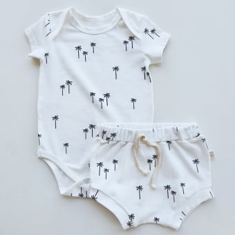 Conjunto Bebe Body Manga Curta e Tapa Fraldas Palmeiras - Off White e Preto