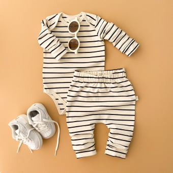 CONJUNTO BEBE BODY MANGA LONGA E CALÇA SARUEL - LISTRADO MARFIM E PRETO