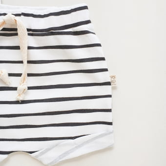 Conjunto Bebe Camiseta e Short - Listras Preto