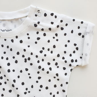 Conjunto Bebe Camiseta e Shorts - Poás Preto