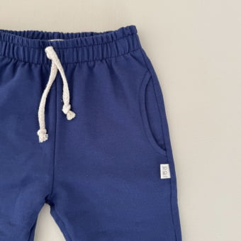 Conjunto Bebê Camiseta Listrado Premium e Calça Molecotton — Marfim e Azul Cobalto