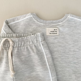 Conjunto Bebê Moletom Peluciado Comfy – Mescla Claro com Off White