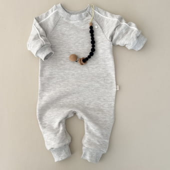 Macacão Bebê Moletom Peluciado Comfy – Mescla Claro com Off White