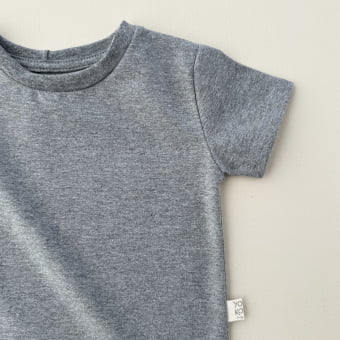 Camiseta Bebê Manga Curta Unissex - Cotton Premium Leve - Mescla Escuro