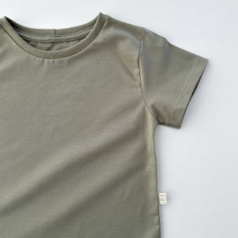 Camiseta Infantil Manga Curta Unissex - Cotton Premium Leve - Verde Oliva