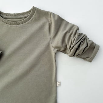 Camiseta Infantil Manga Longa Unissex - Cotton Premium Leve - Verde Oliva