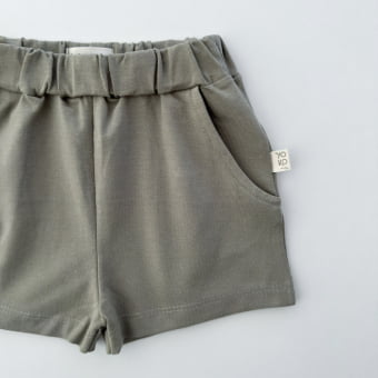 Short Bebê Bolsos Unissex - Cotton Premium Leve - Verde Oliva