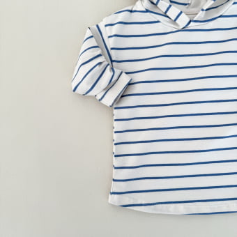 Conjunto Infantil Camiseta Listrado Premium e Calça Molecotton — Marfim e Azul Cobalto