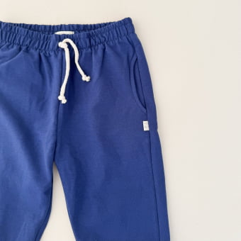Conjunto Infantil Camiseta Listrado Premium e Calça Molecotton — Marfim e Azul Cobalto