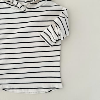 Conjunto Infantil Camiseta Listrado Premium e Calça Molecotton — Marfim e Preto