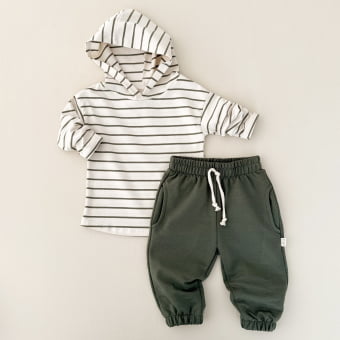 Conjunto Infantil Camiseta Listrado Premium e Calça Molecotton — Marfim e Verde Floresta