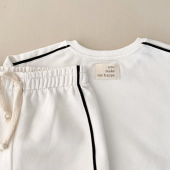 Conjunto Infantil Moletom Peluciado Comfy – Off White com Preto