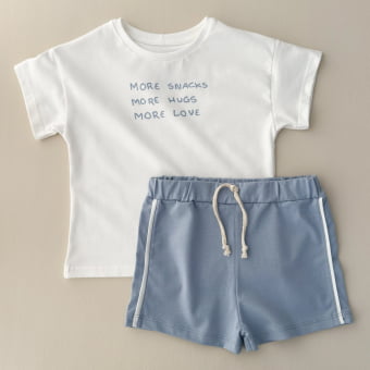 Conjunto Kids Camiseta Oversized e Short - Off White e Azul Gelato