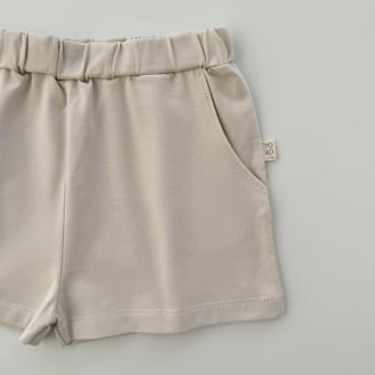 Short Infantil Bolsos Unissex - Cotton Premium Leve - Aveia