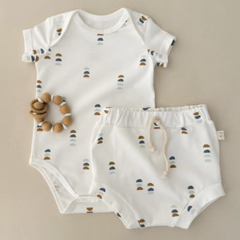 Conjunto Bebe Body Manga Curta e Tapa Fraldas - Arte Minimalista