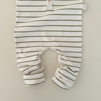 Macacão Bebe Manga Longa - Listrado Marfim e Verde