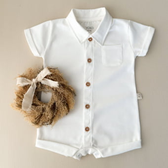 Macaquinho Bebê Manga Curta com Gola – Off White Macaquinho Bebê Manga Curta com Gola – Off White