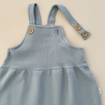 Vestido Bebe Salopete Waffle – Azul Celeste
