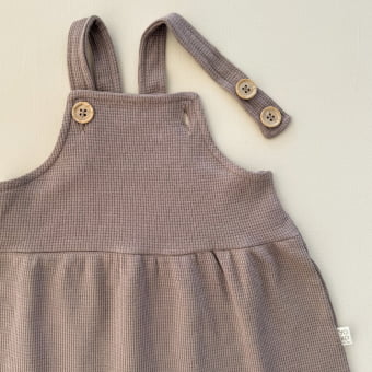 Vestido Bebe Salopete Waffle – Cappuccino