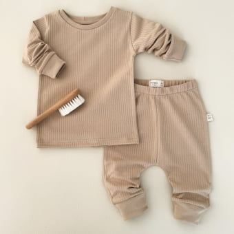 Conjunto Bebê Pijama Manga Longa Canelado – Latte