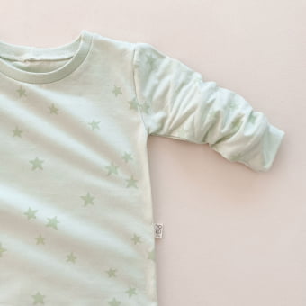 Macacão Bebe Pijama Manga Longa - Verde Menta e Estrelas